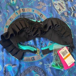 NWT Betsey Johnson Black Ruffle Swim Bikini Top S